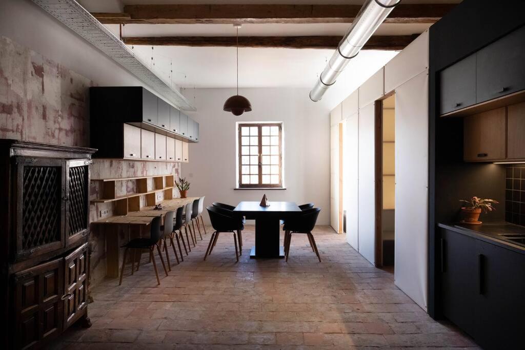 Heart Of Marseille, Loft Atypical & Spacious , Perfect For Couple And Couple With 1 Small Kid, Perfect For 2 Friends מראה חיצוני תמונה